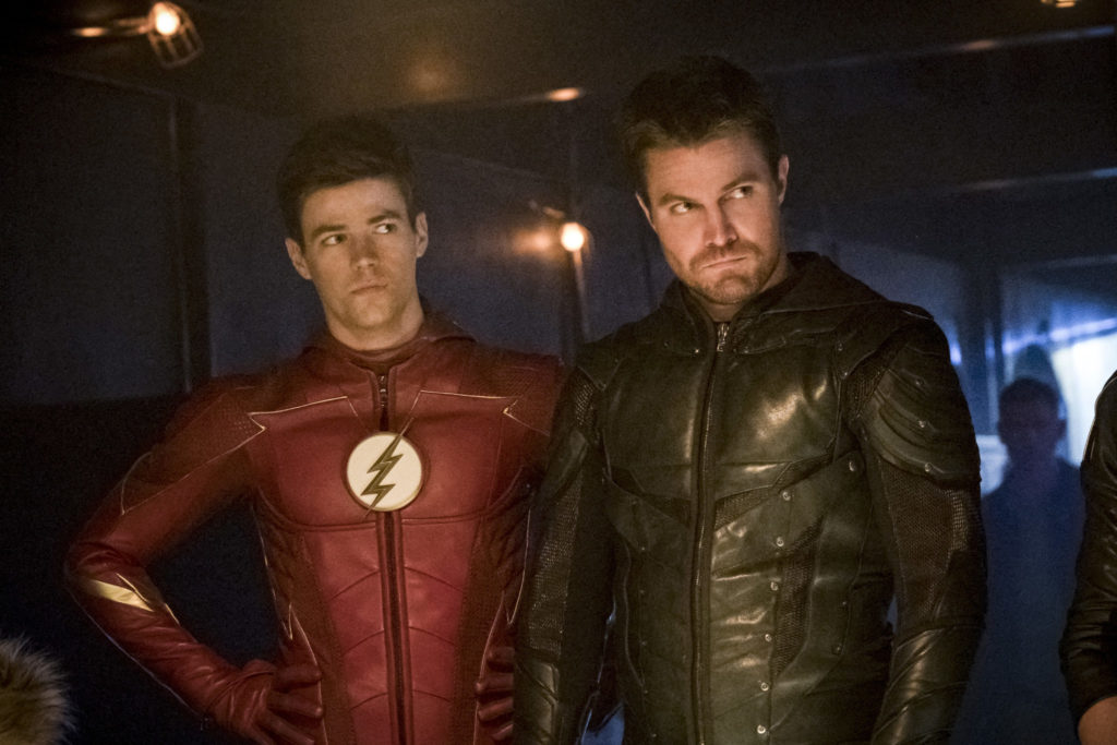 Stephen Amell respalda a Grant Gustin luego del despido de Sawyer – The Flash
