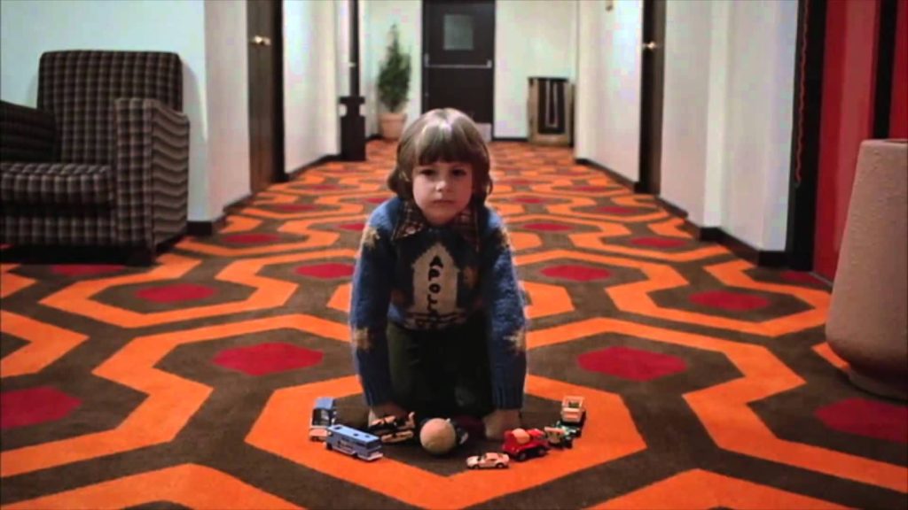 Te sorprenderás ante estas convincentes teorías que los fans perpetuaron sobre el clásico del terror – The Shining